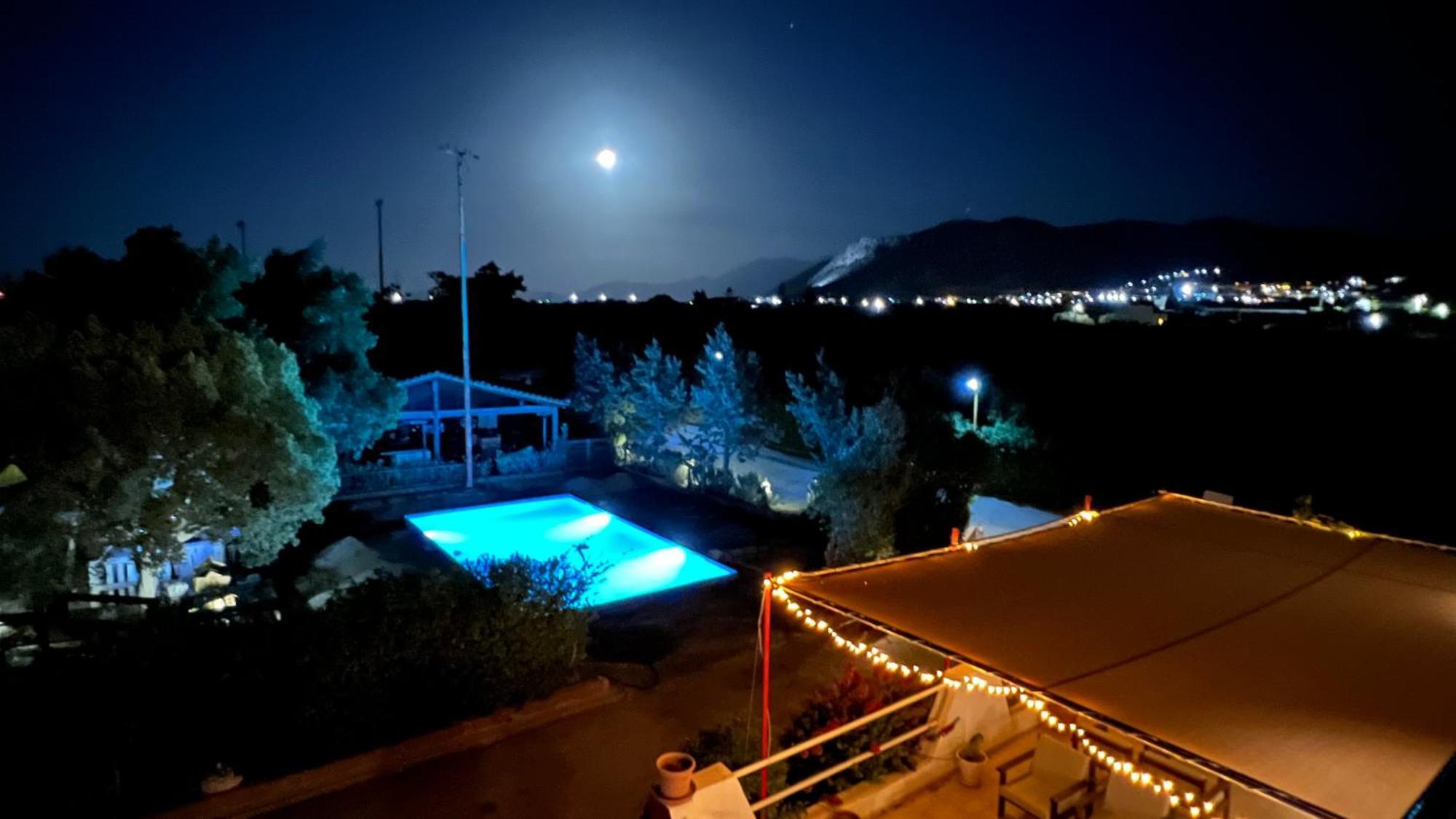 Arion Stables & Apartments Hersonissos  Ngoại thất bức ảnh