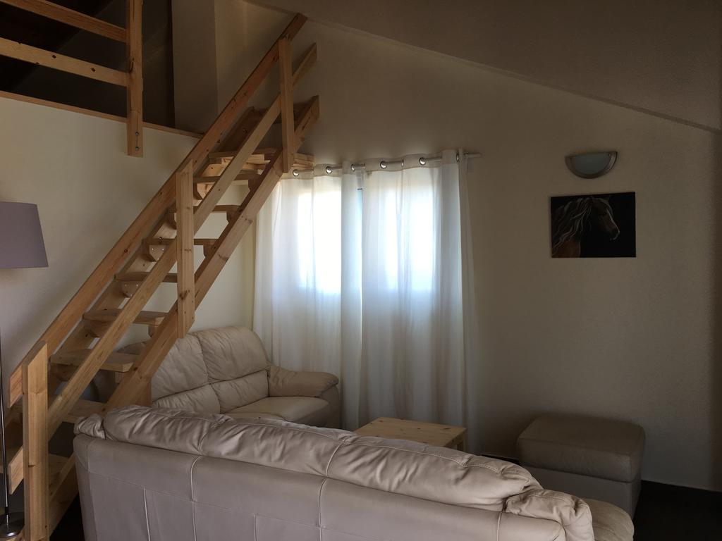 Arion Stables & Apartments Hersonissos  Ngoại thất bức ảnh