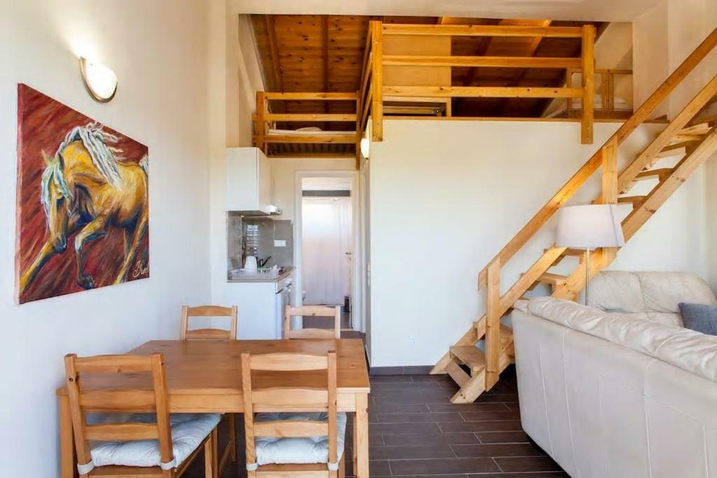 Arion Stables & Apartments Hersonissos  Ngoại thất bức ảnh